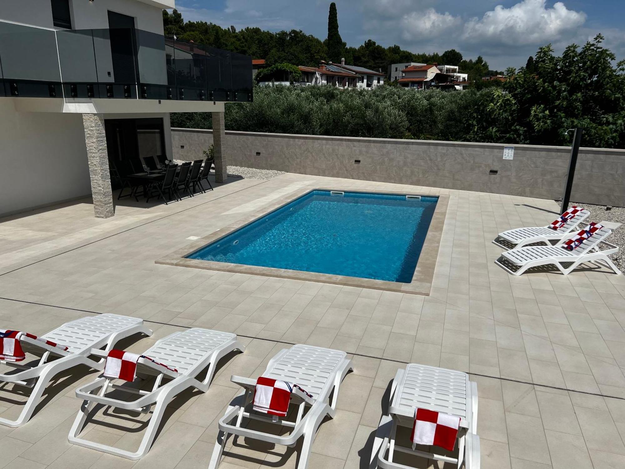 Villa Mare - Modern Villa With Swimming Pool And Jacuzzi Pula Exterior foto